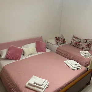 https://arianna-home.hotels-amalfi.com